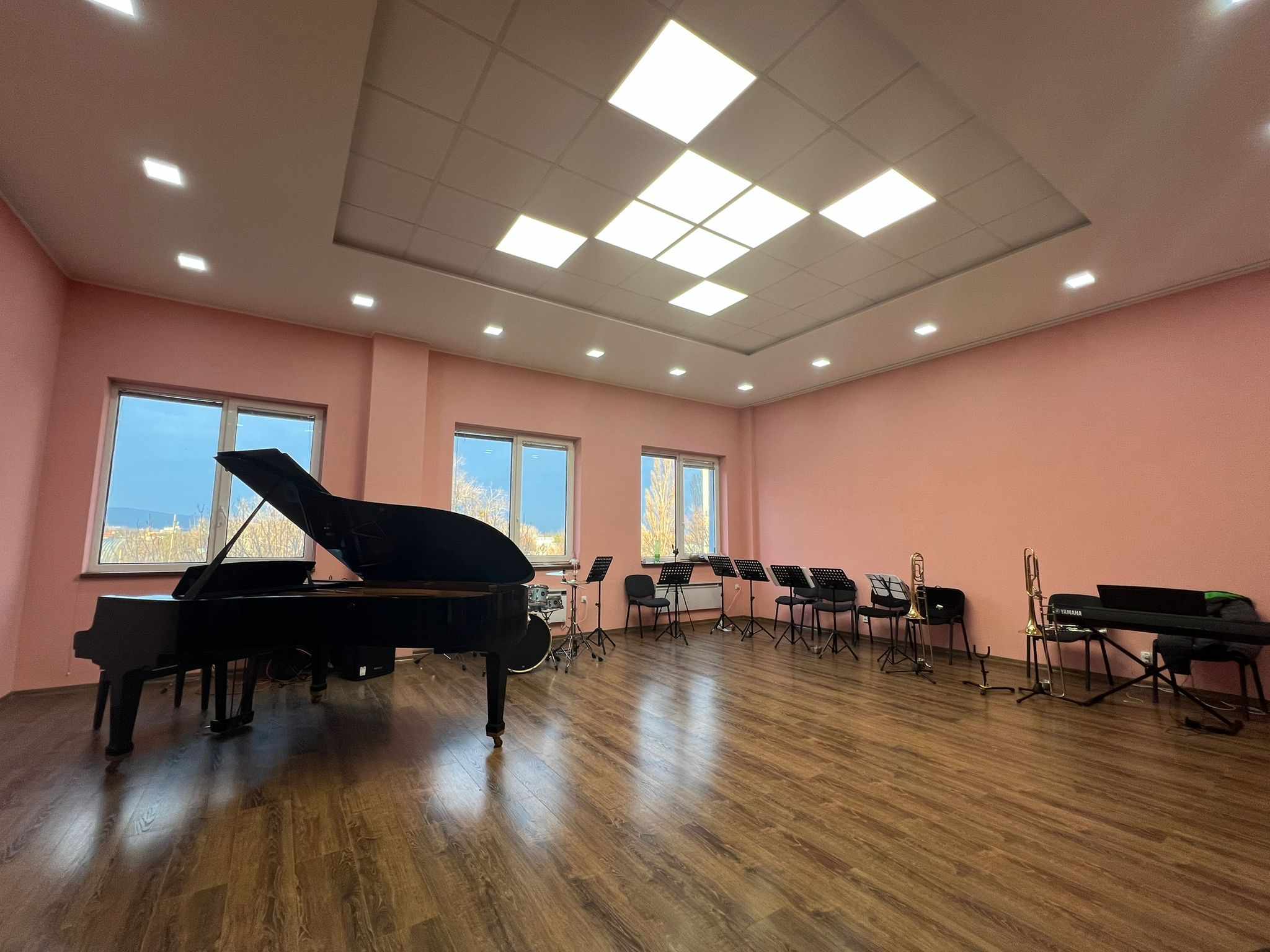 prenajom klavira skusobne bratislava
