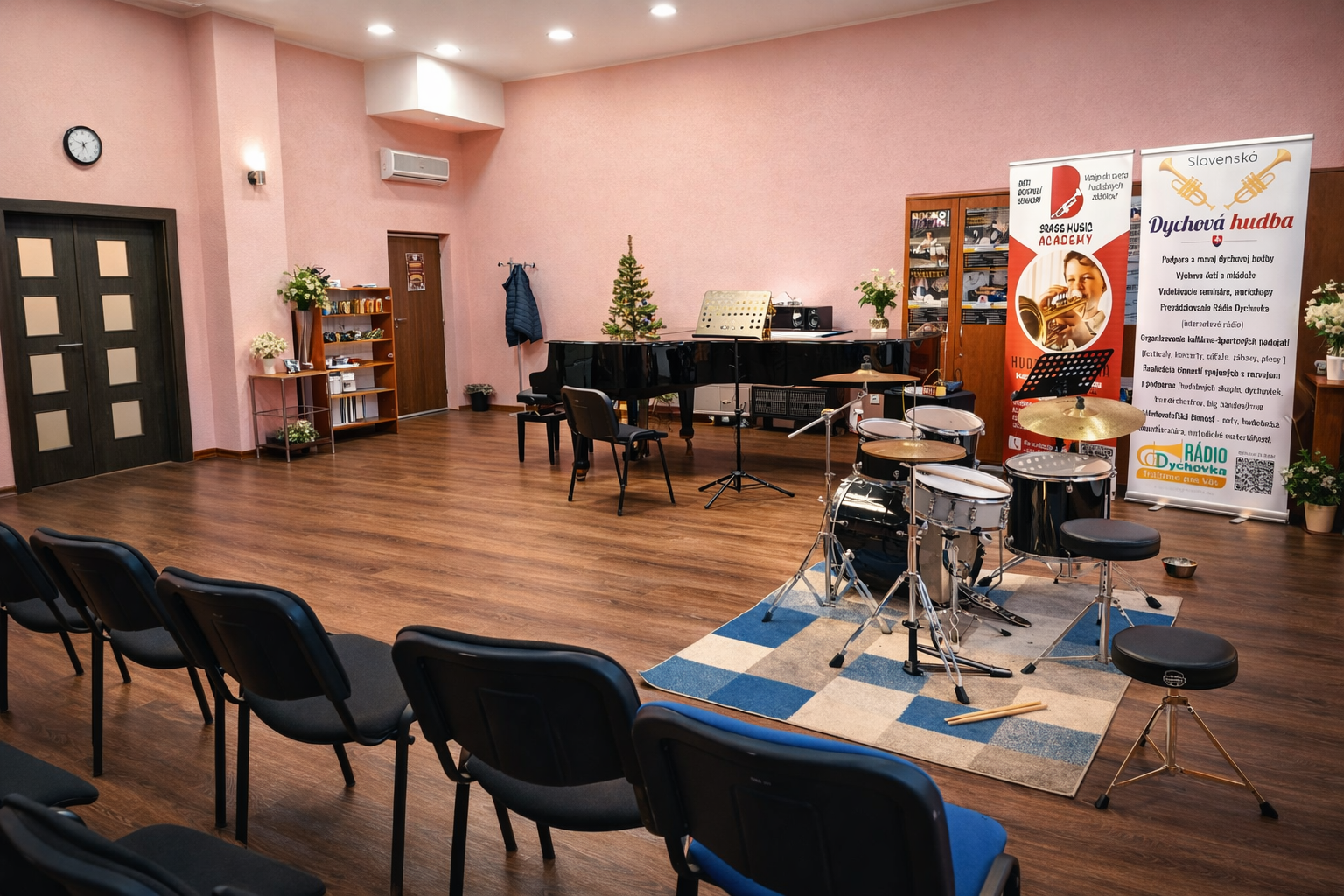 piano rental bratislava