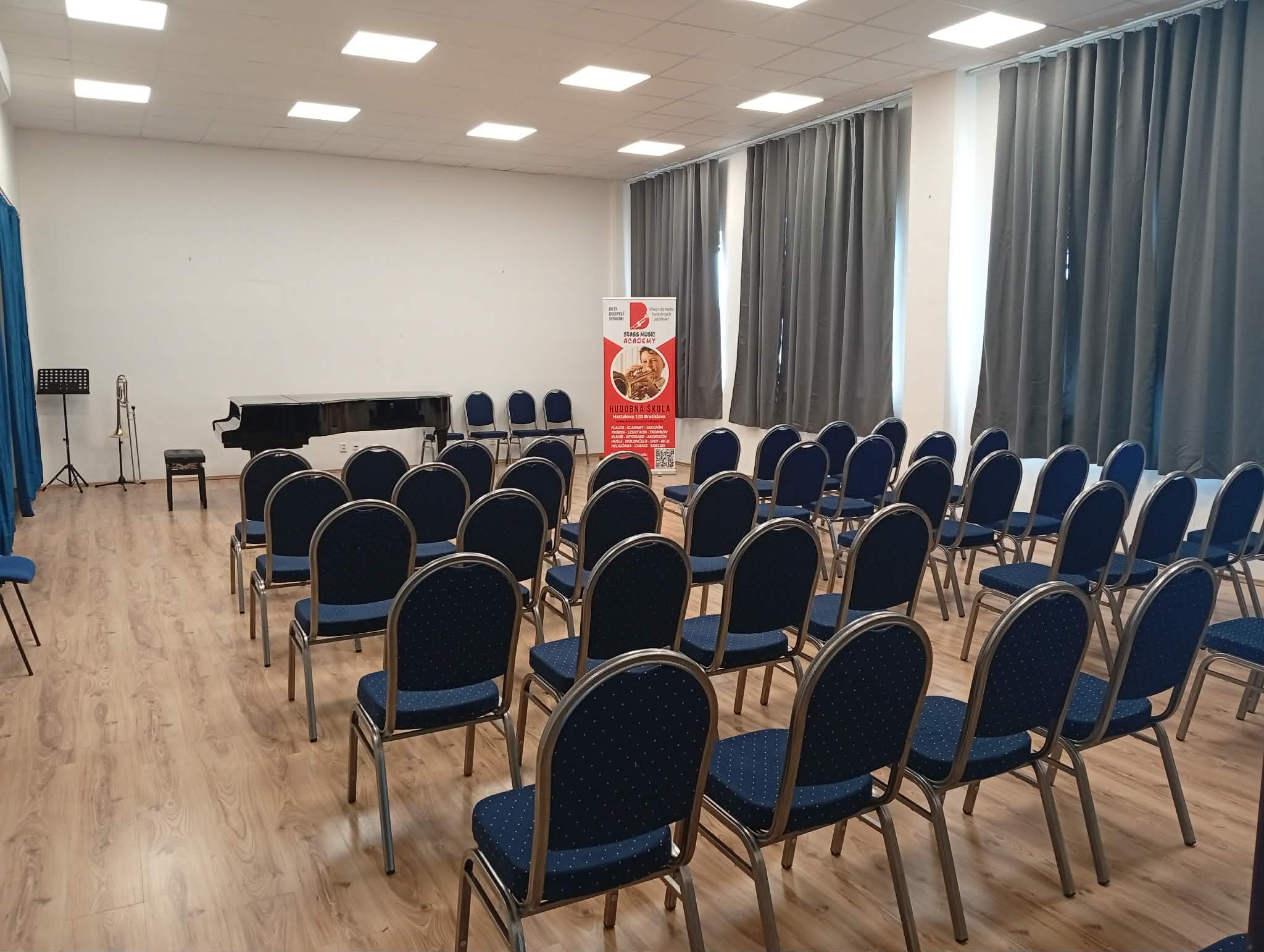 klavir na koncert prenajom