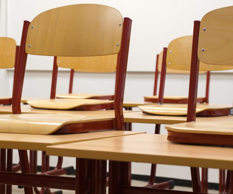 classroom 824120 1280 p5452l38m1io95347w7vvmpbg11x16mjala9m5p1q2 - Domov